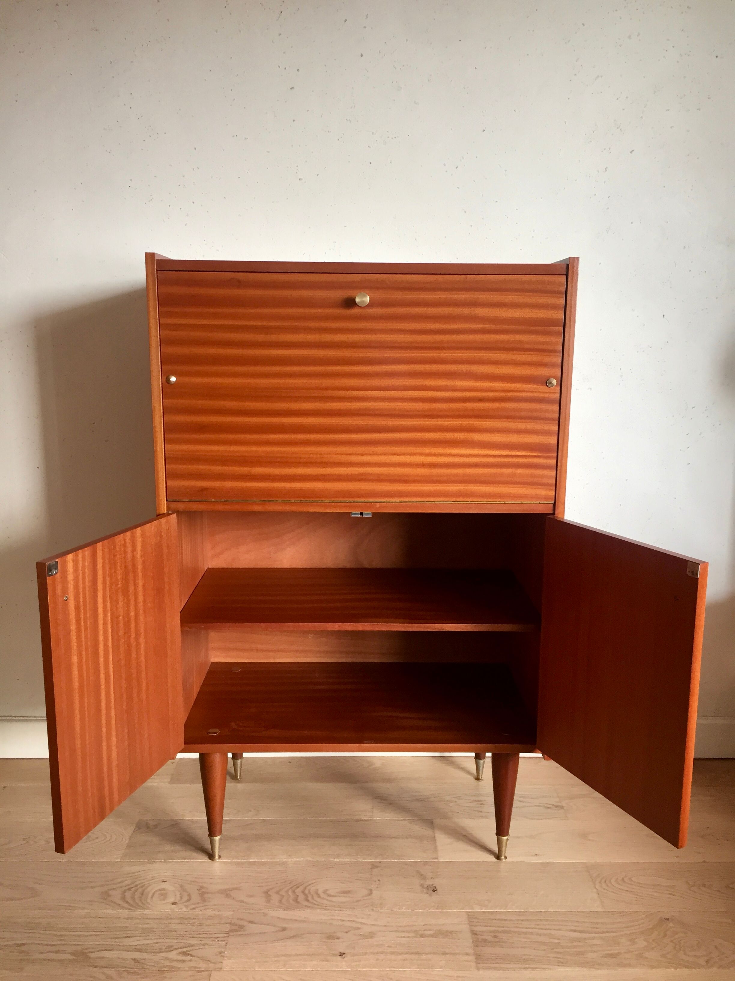 Child writing desk feet vintage 60