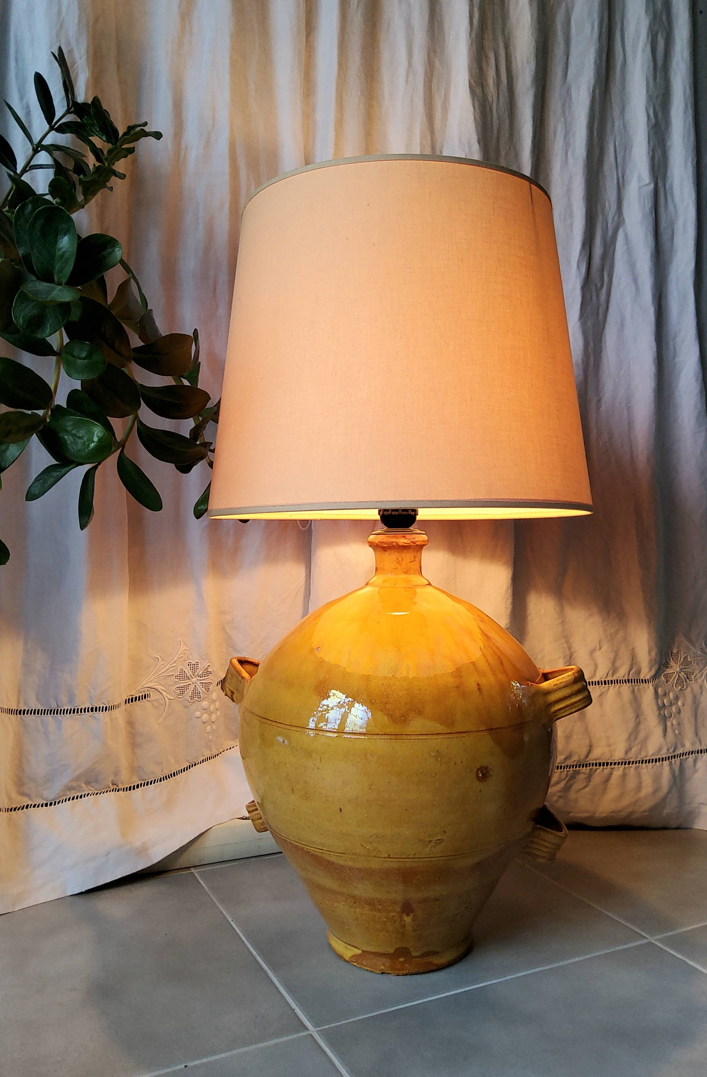 Large 60s lamp base