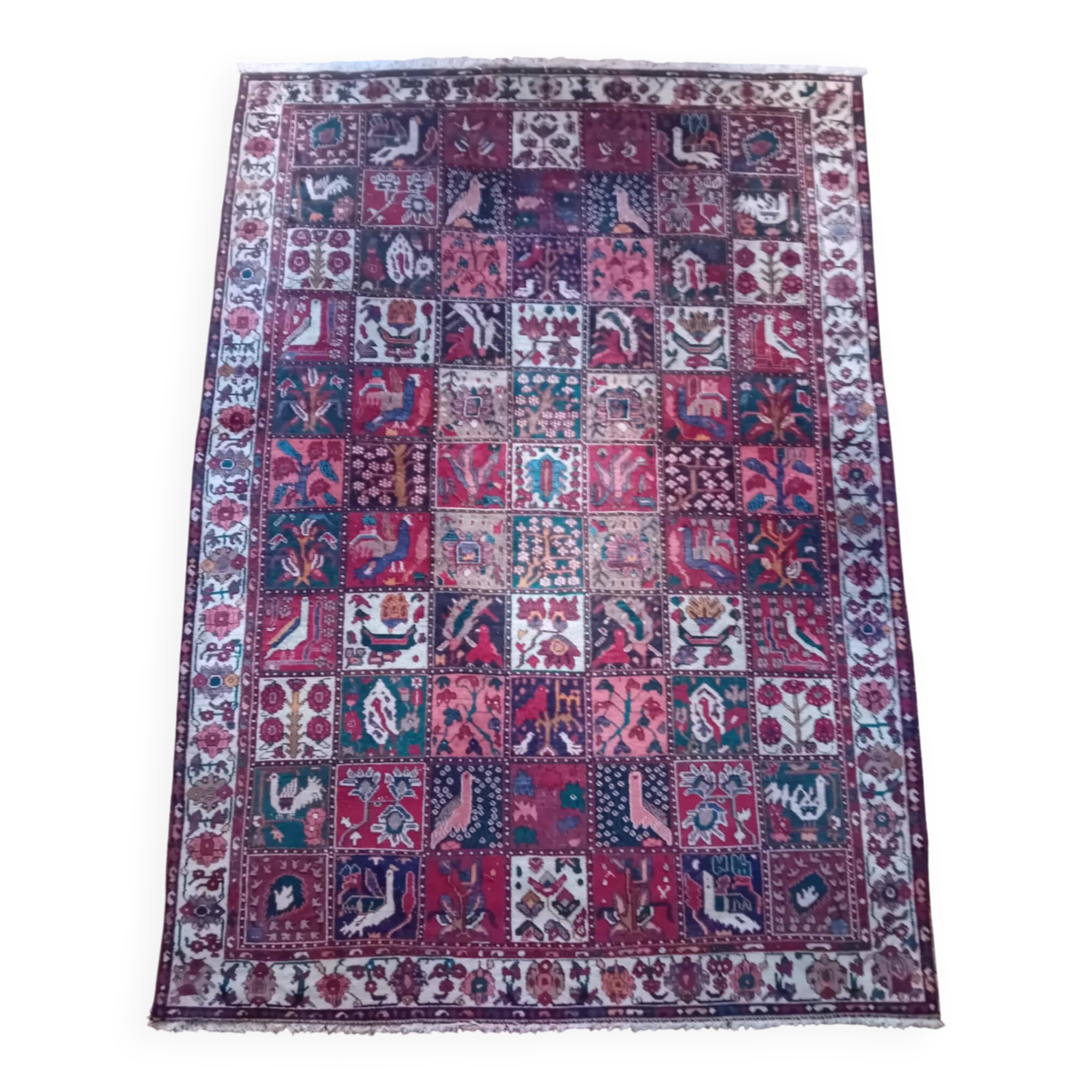 Handmade Persian Bachtiar Rug 304x213cm