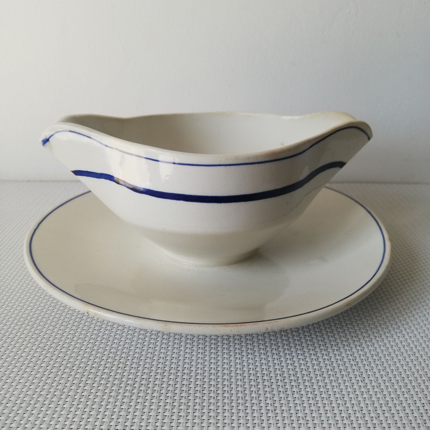 Sauce boat
