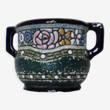 Pot with ceramic handle enamelled flower pattern