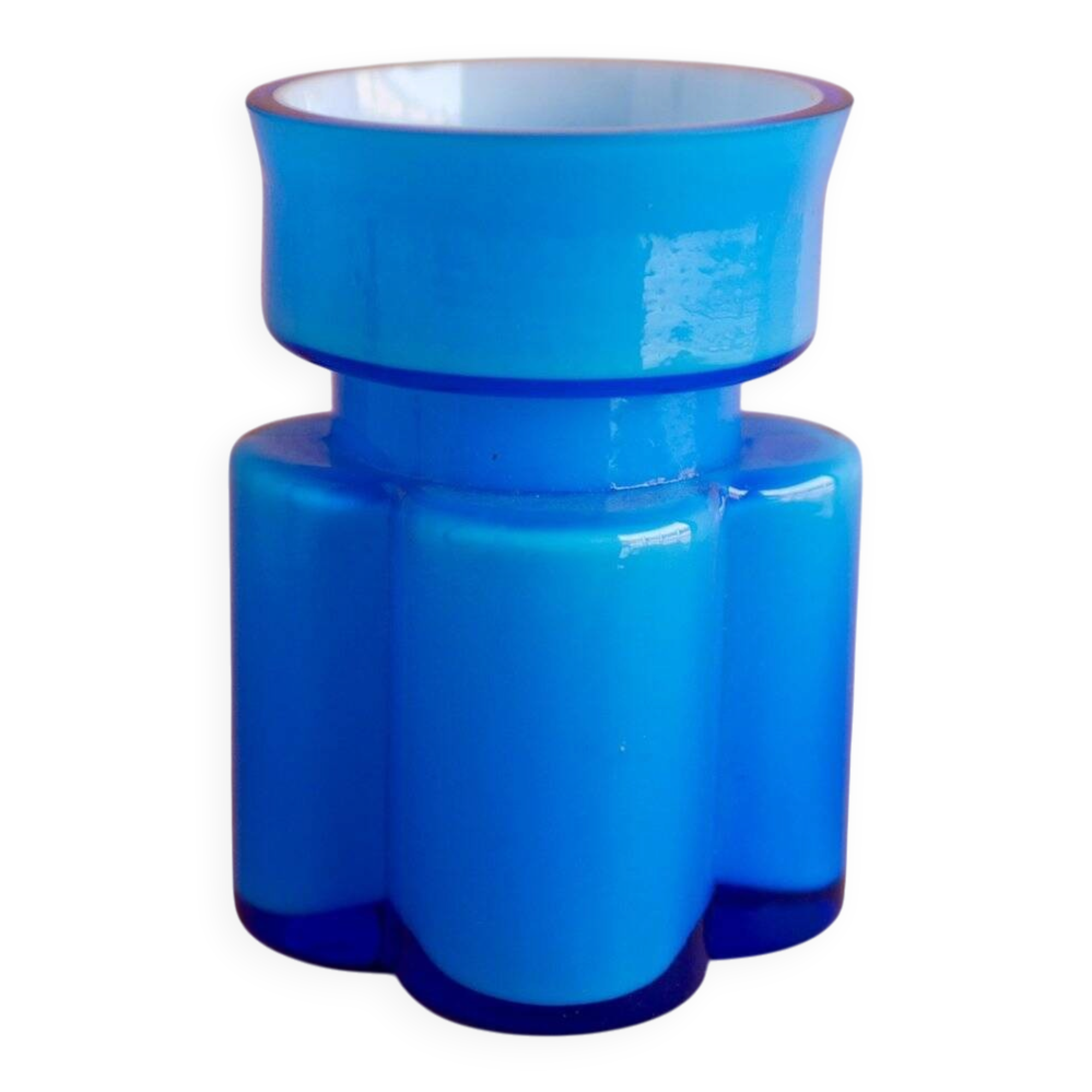 Mid-century modern Scandinavian art glass small vase by Po Ström for Alsterfors, Sweden