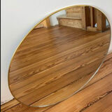 Round mirror