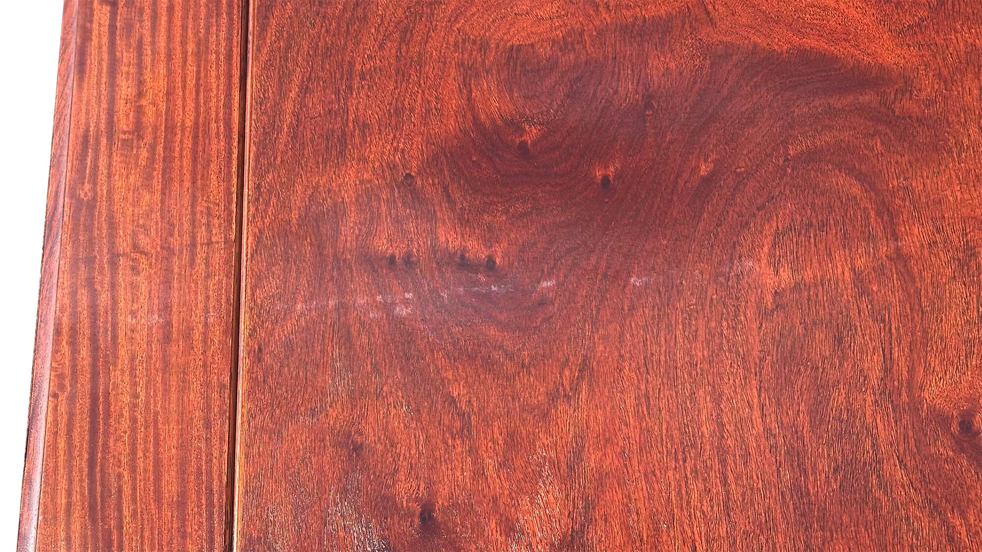 table in natural varnished quince wood