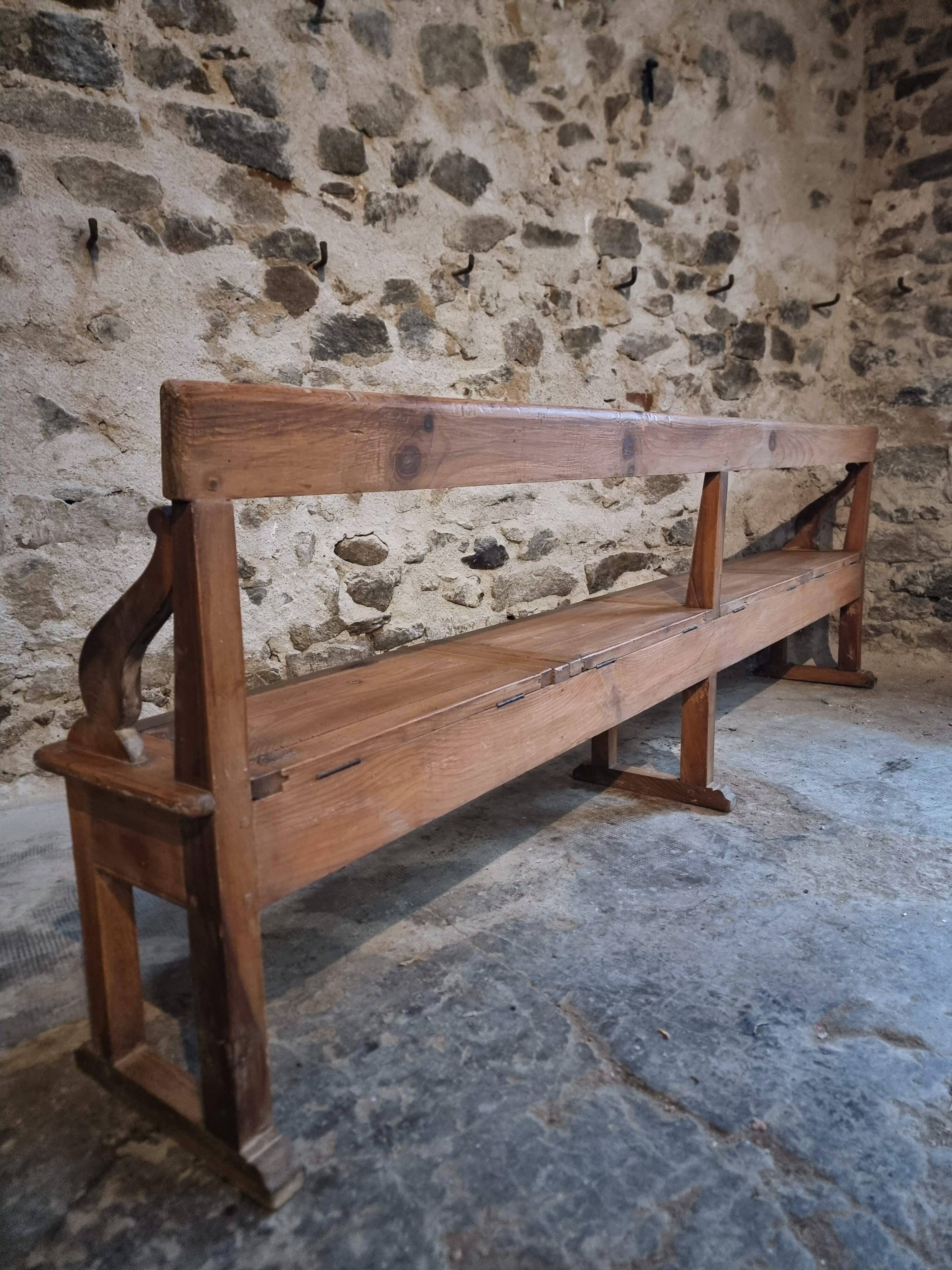 Banc de monastère antique XXL – Long banc de rangement en pin avec cadre en chêne, vers 1900–1920
