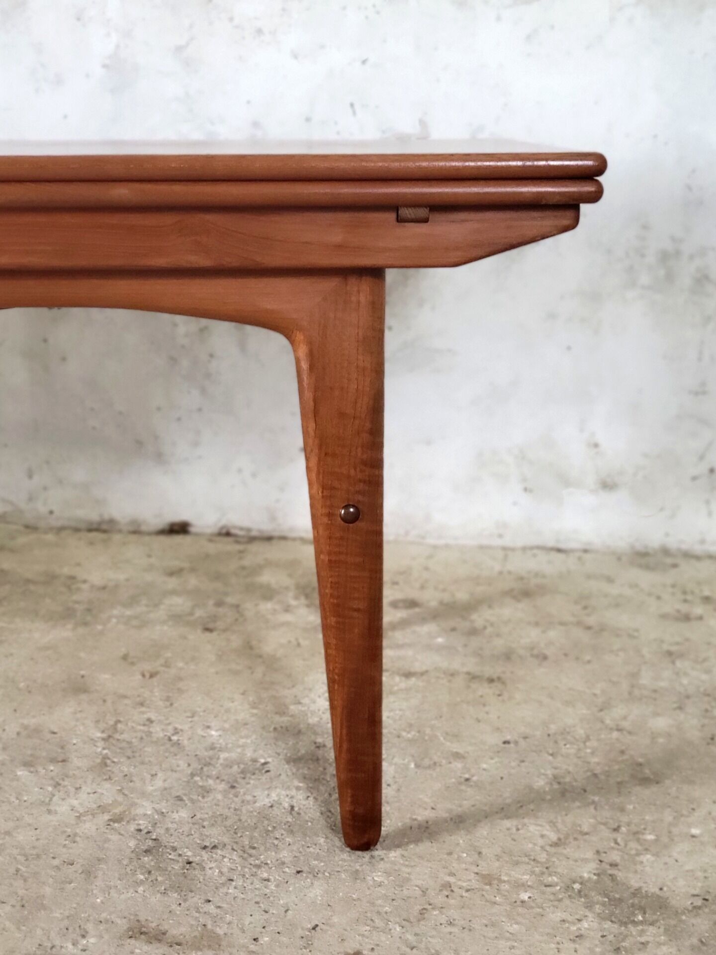 Danish height-adjustable coffee table by Trioh, 1960