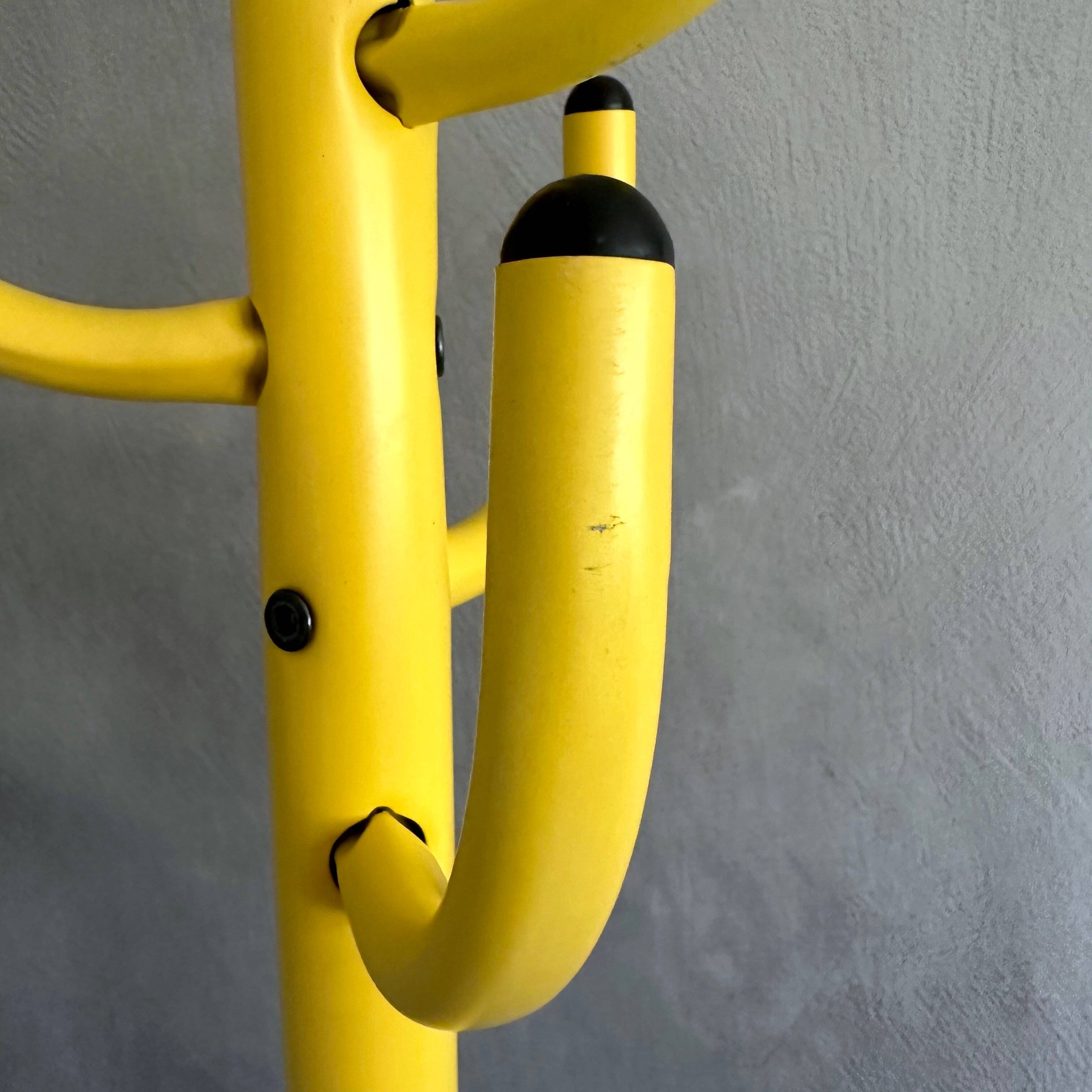 Vintage coat rack yellow, coat rack metall, 80's