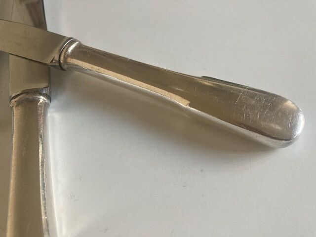 Set of 7 knives from brasserie Vieux Paris Cluny Ravinet Denfert 1960