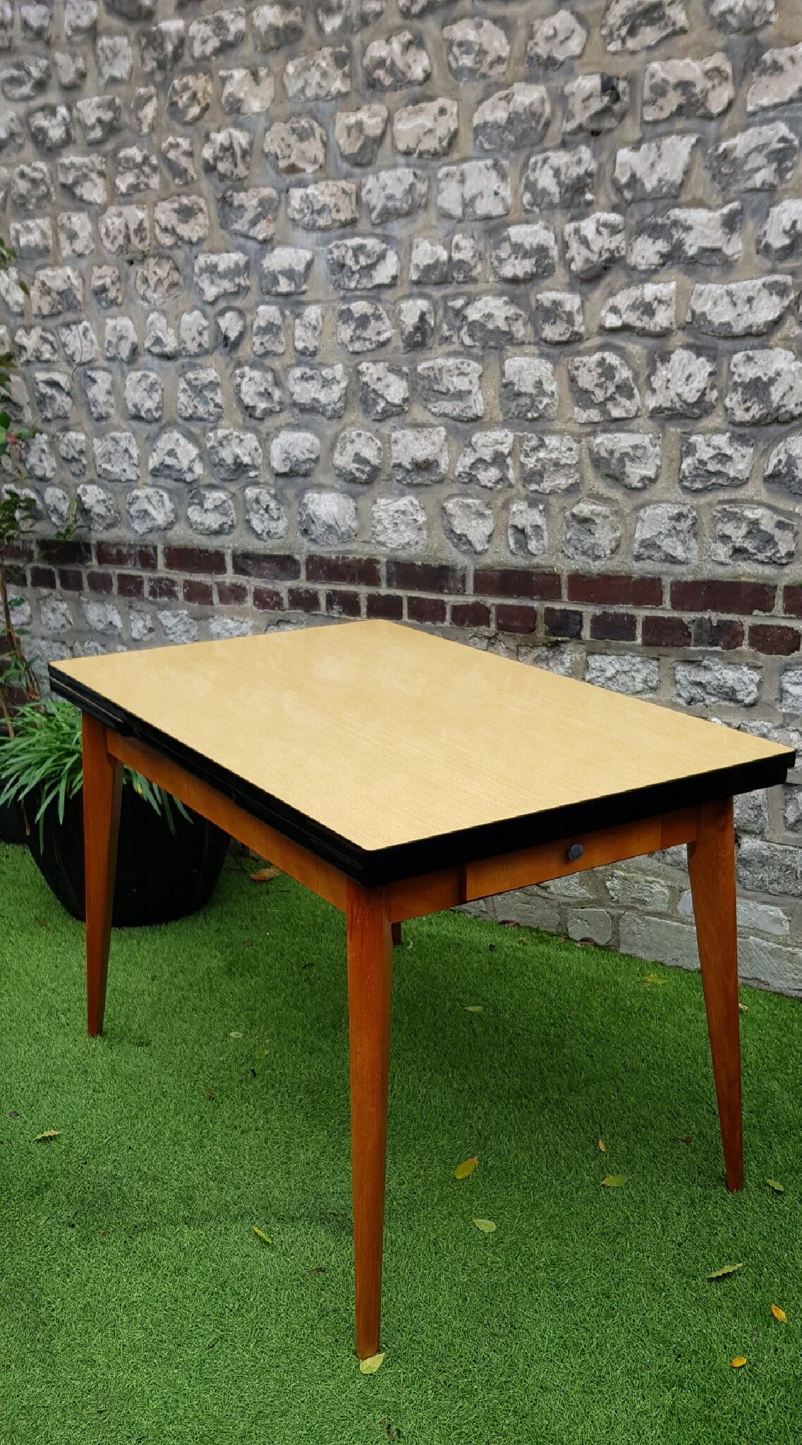 Table formica 1950 circa