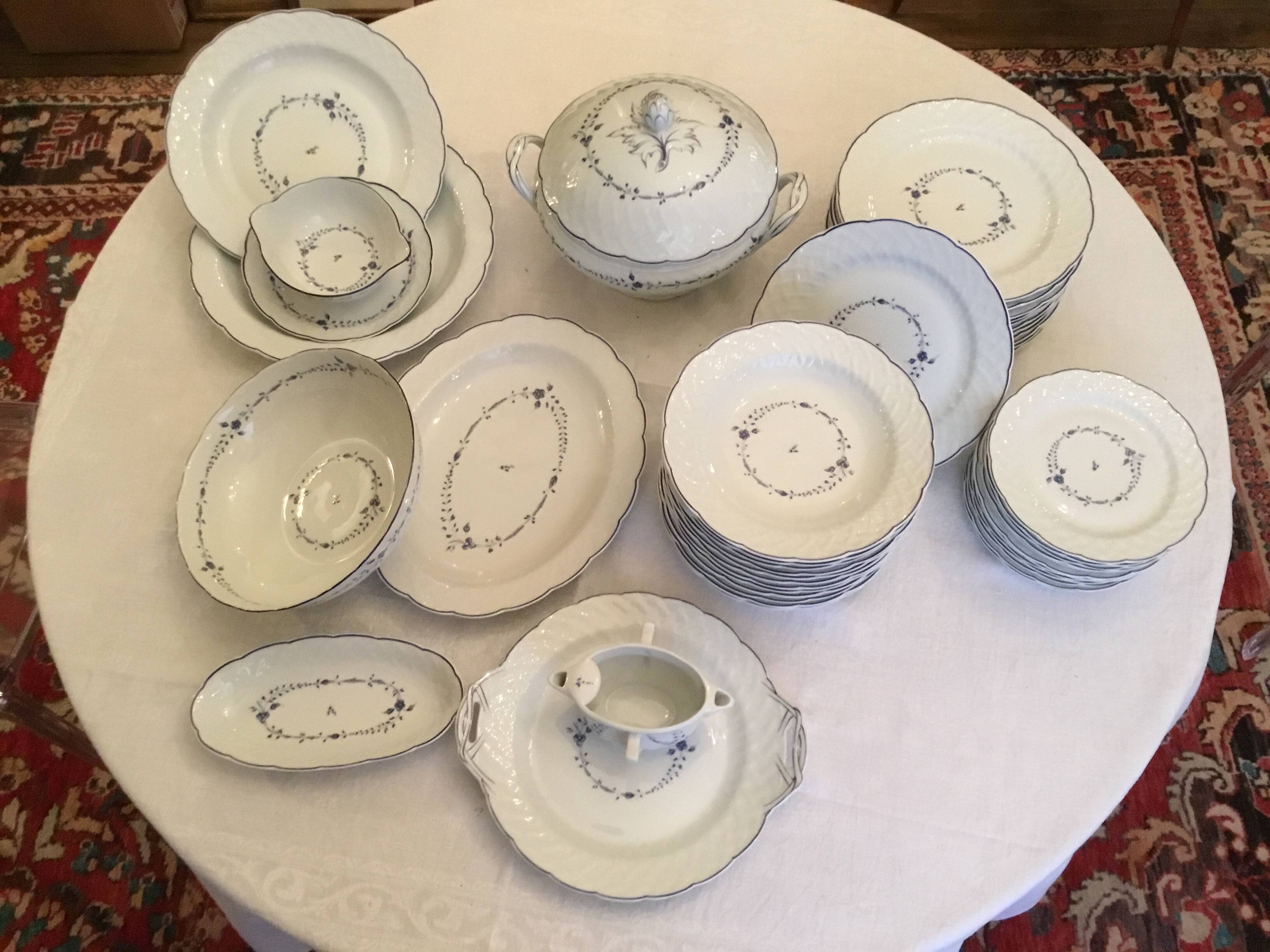 Bernardaud Limoges Hortense porcelain dinner service