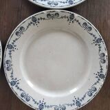 Assiettes anciennes Gien en terre de fer