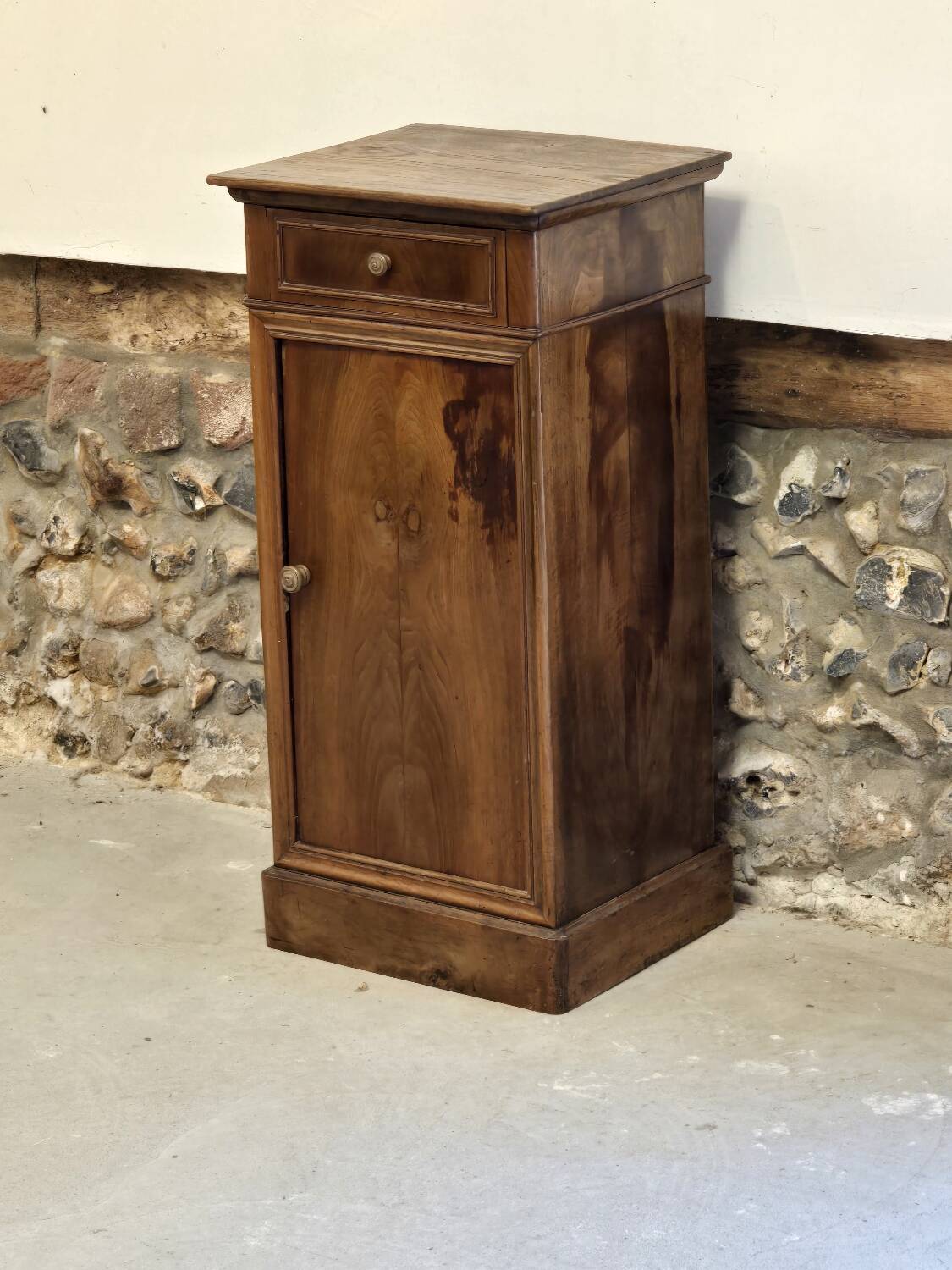 Small piece of furniture / bedside table in burr walnut