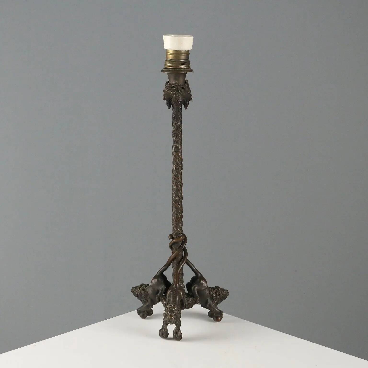 Lampe ancienne style Christophe Fratin en bronze, début XXe siècle