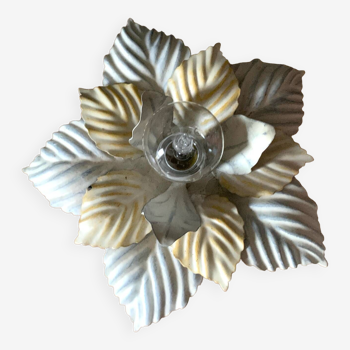 Flower wall lamp