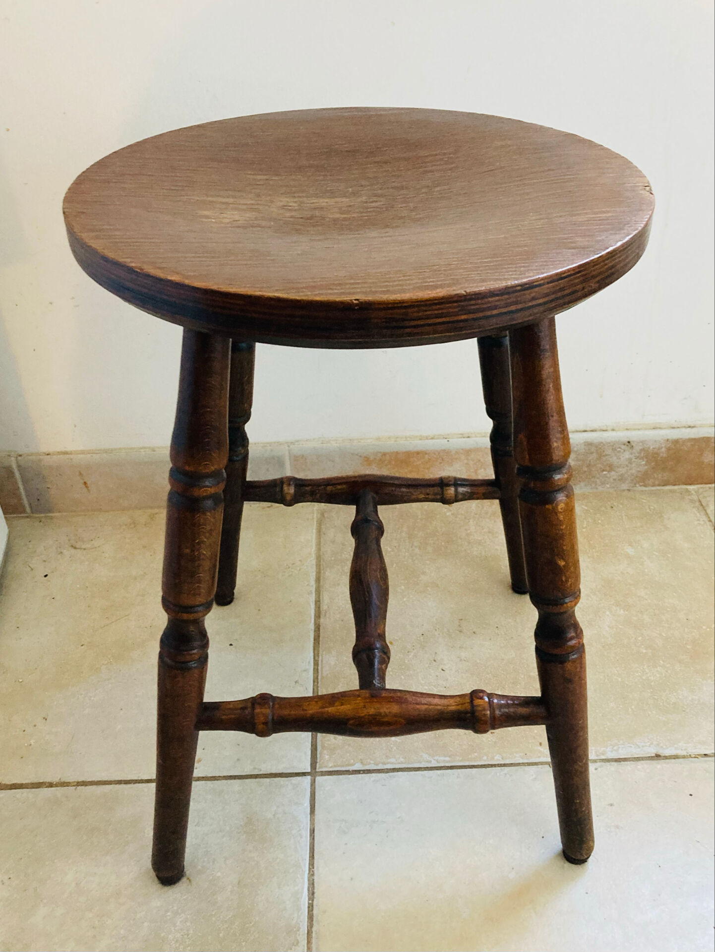Tabouret quadripode rustique en bois des années 1970/80