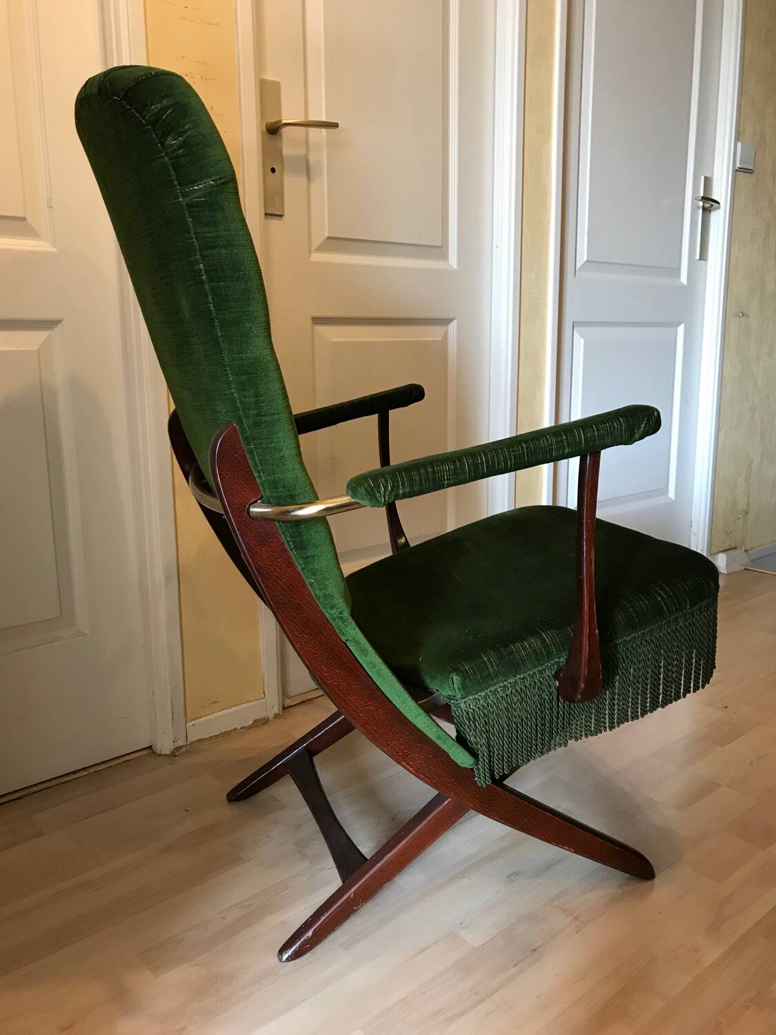 Fauteuil années 60 design triconfort