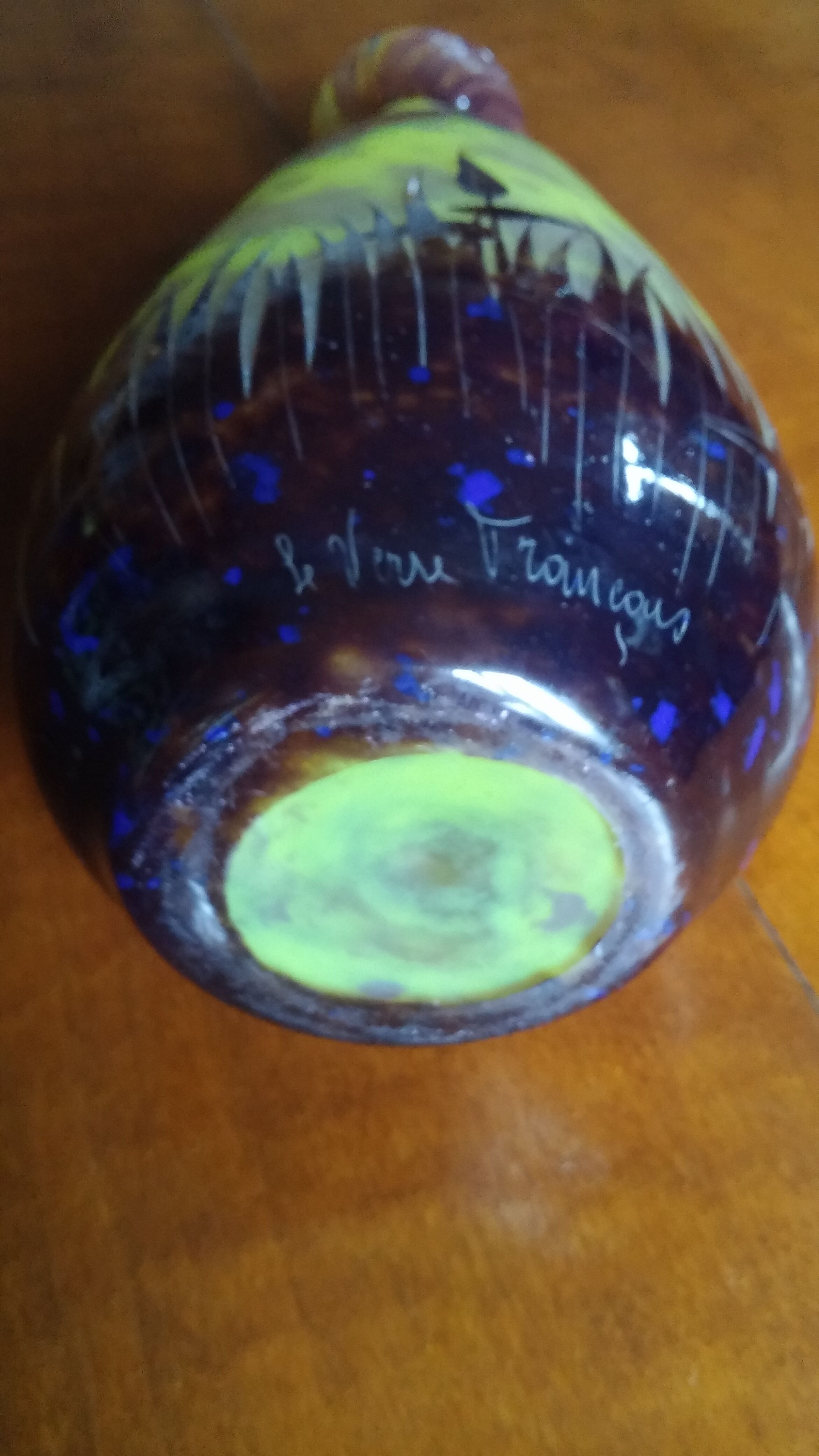 Vase sign C. Scheinder