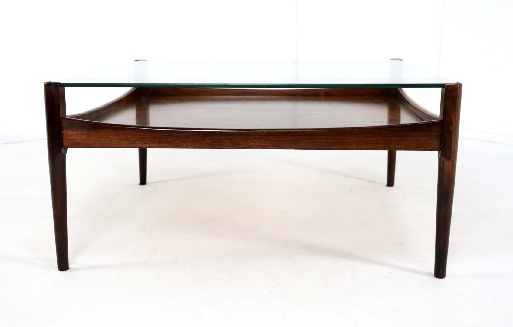 Mid-century rosewood coffee table 'Dokkum'