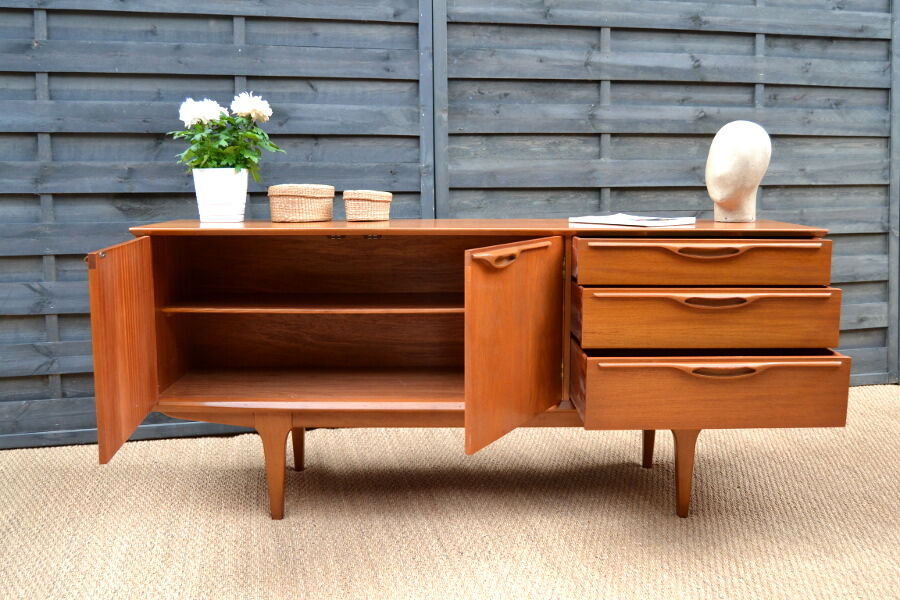 Sideboard english by Jentique