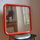 Miroir annees 70 plastique rouge style scandinave