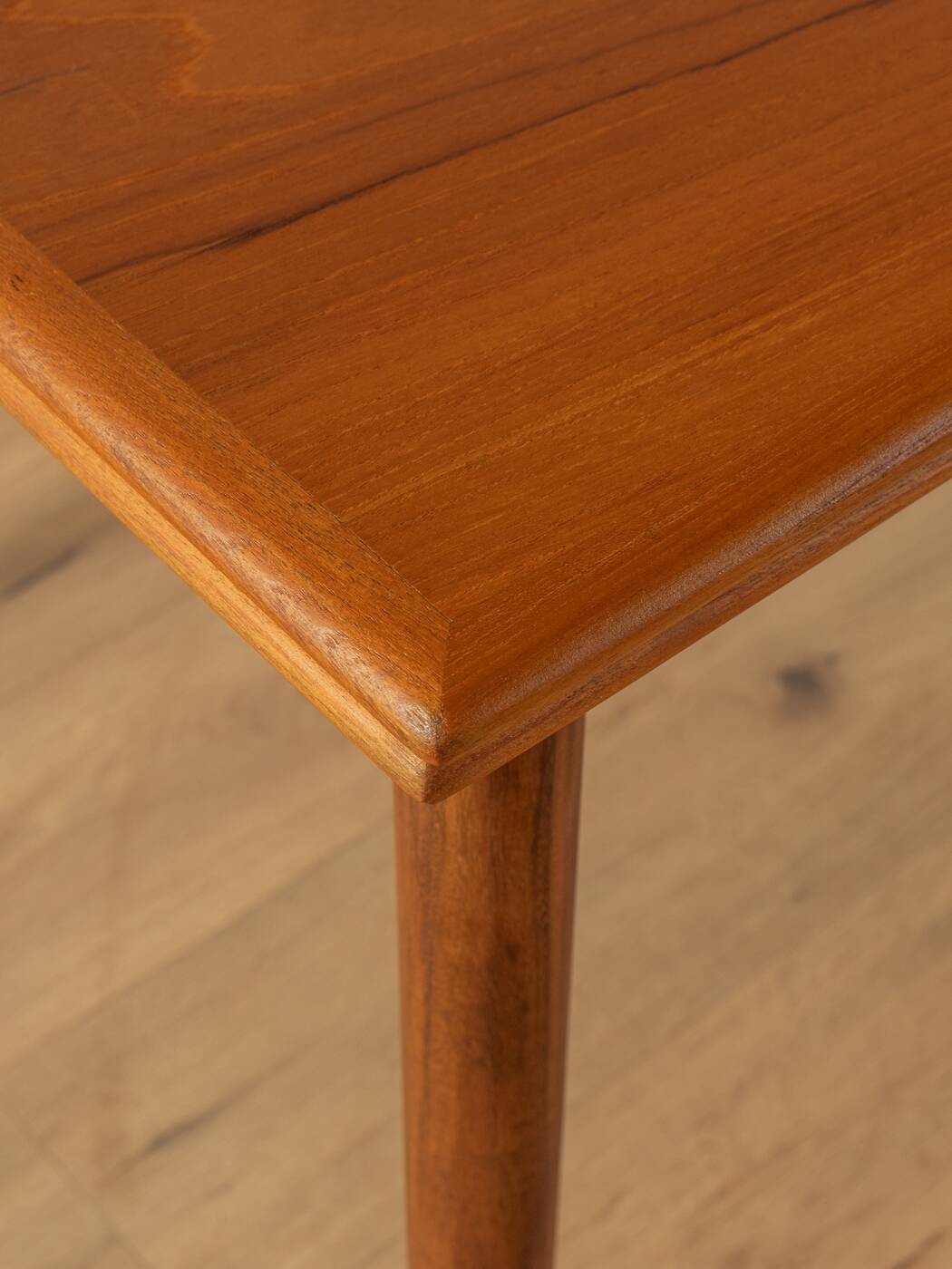 Table à manger des années 1960