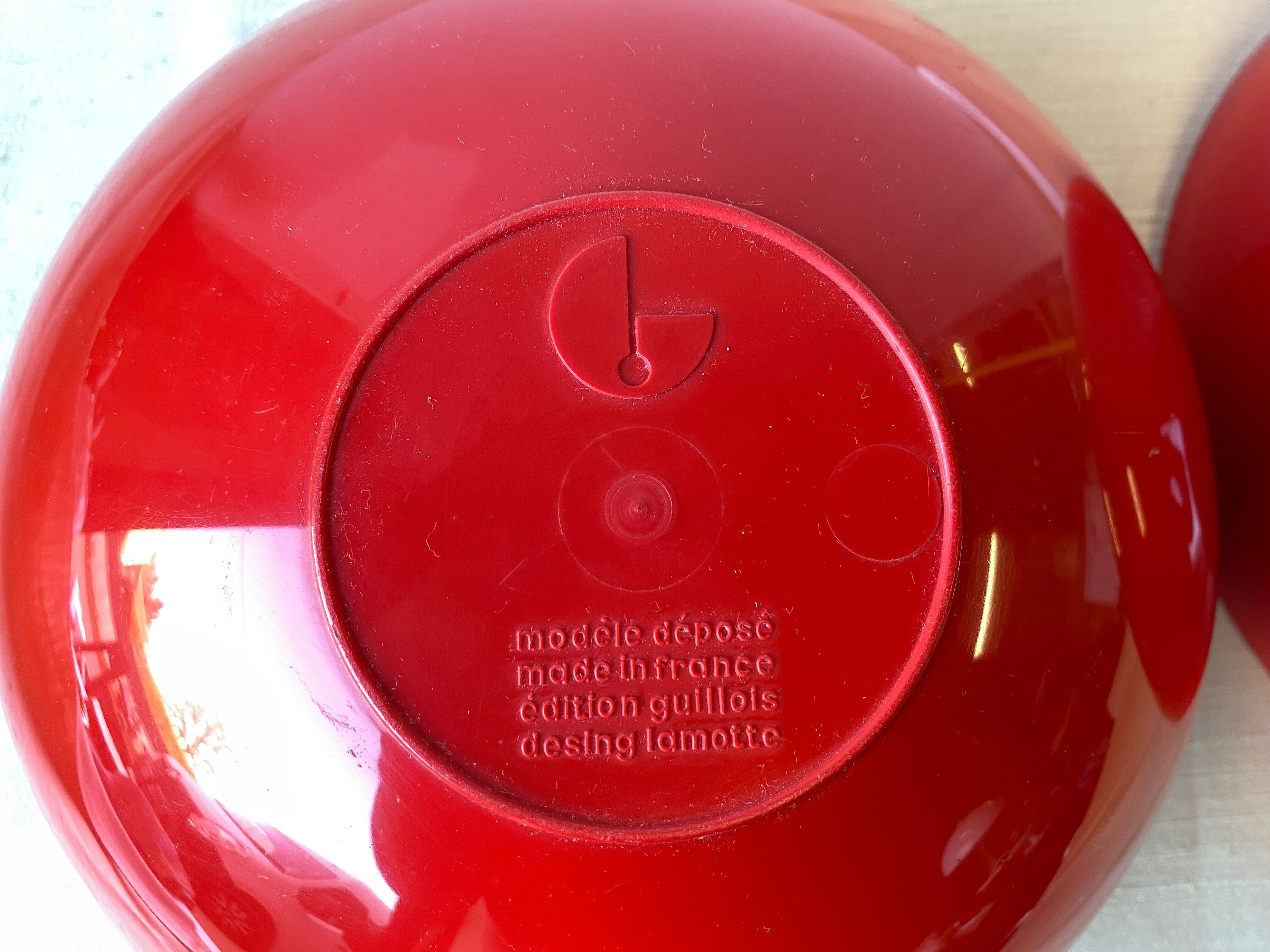 Bac à glaçons "boule de Bowling" plastique rouge design LAMOTTE  éditions GUILLOIS  Vintage 1970