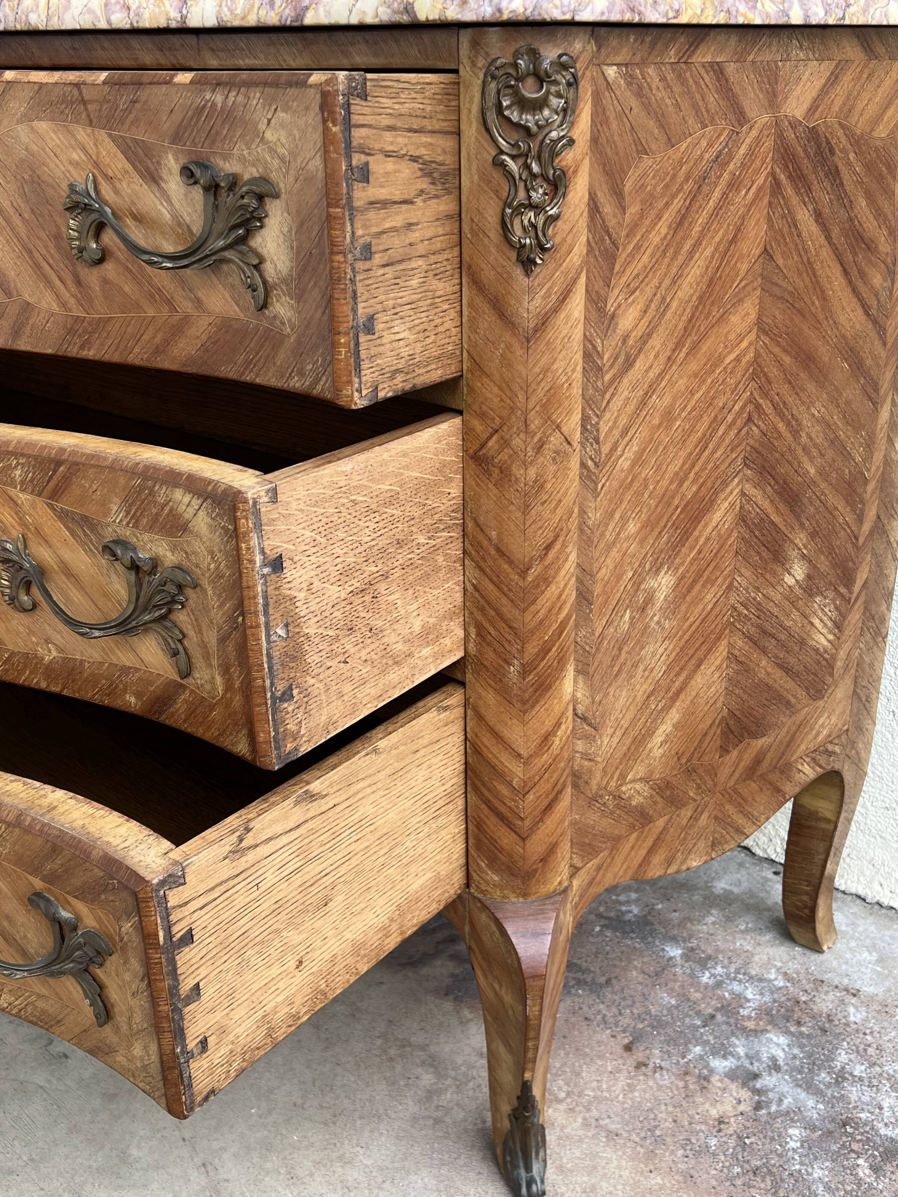 Commode en marqueterie