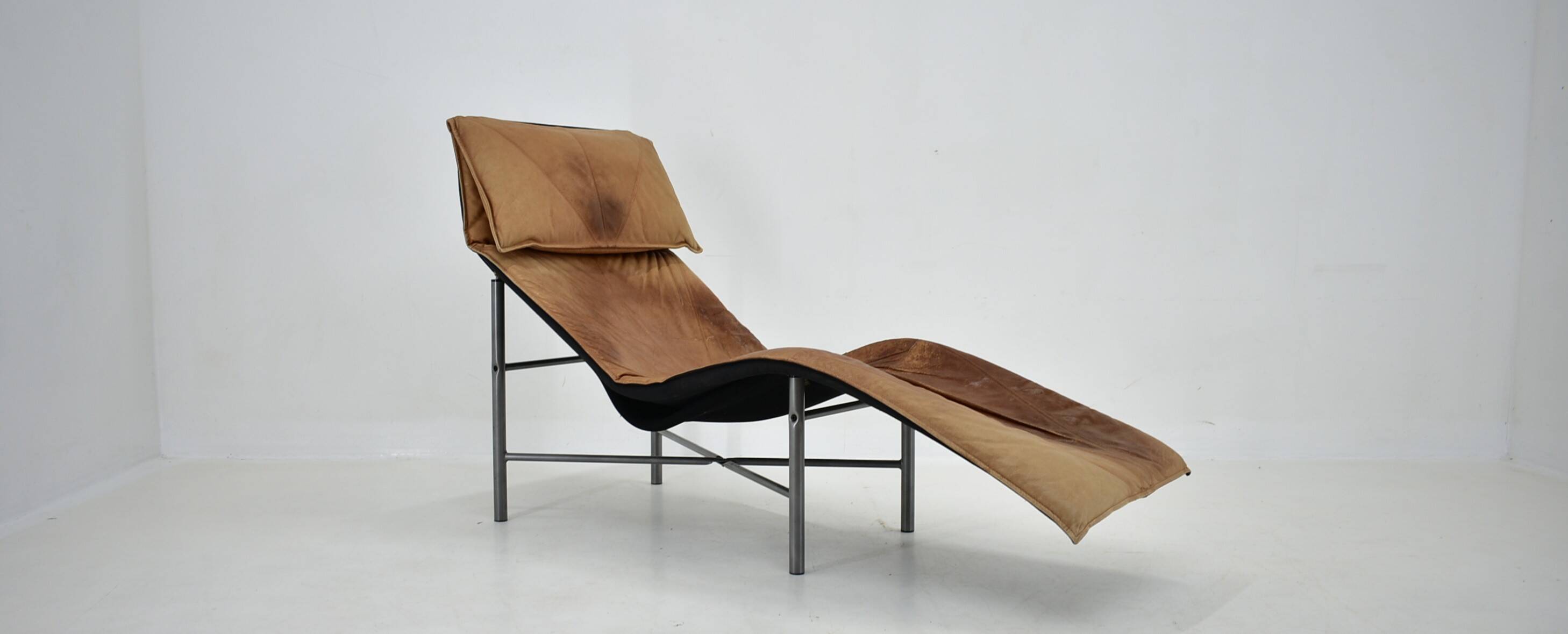 Vintage Cognac Leather Chaise Longue by Tord Bjorklund Sweden, 1970