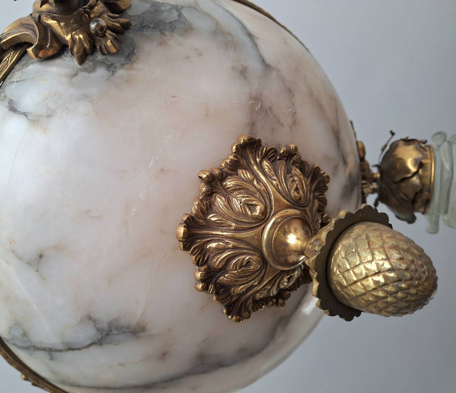 Art Deco alabaster and bronze chandelier, 7-light fixture