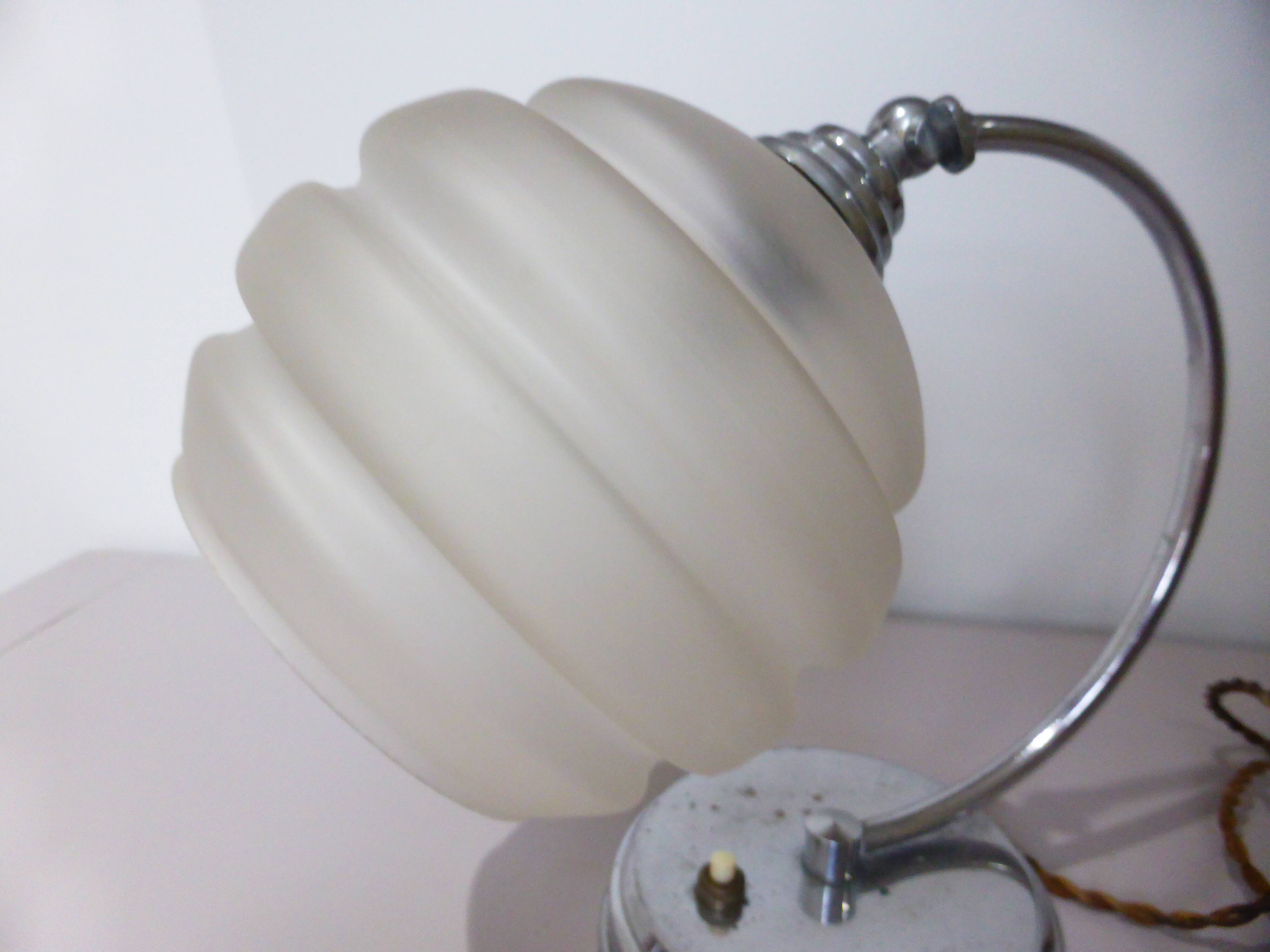 art deco table lamp with white opaline glass 231137