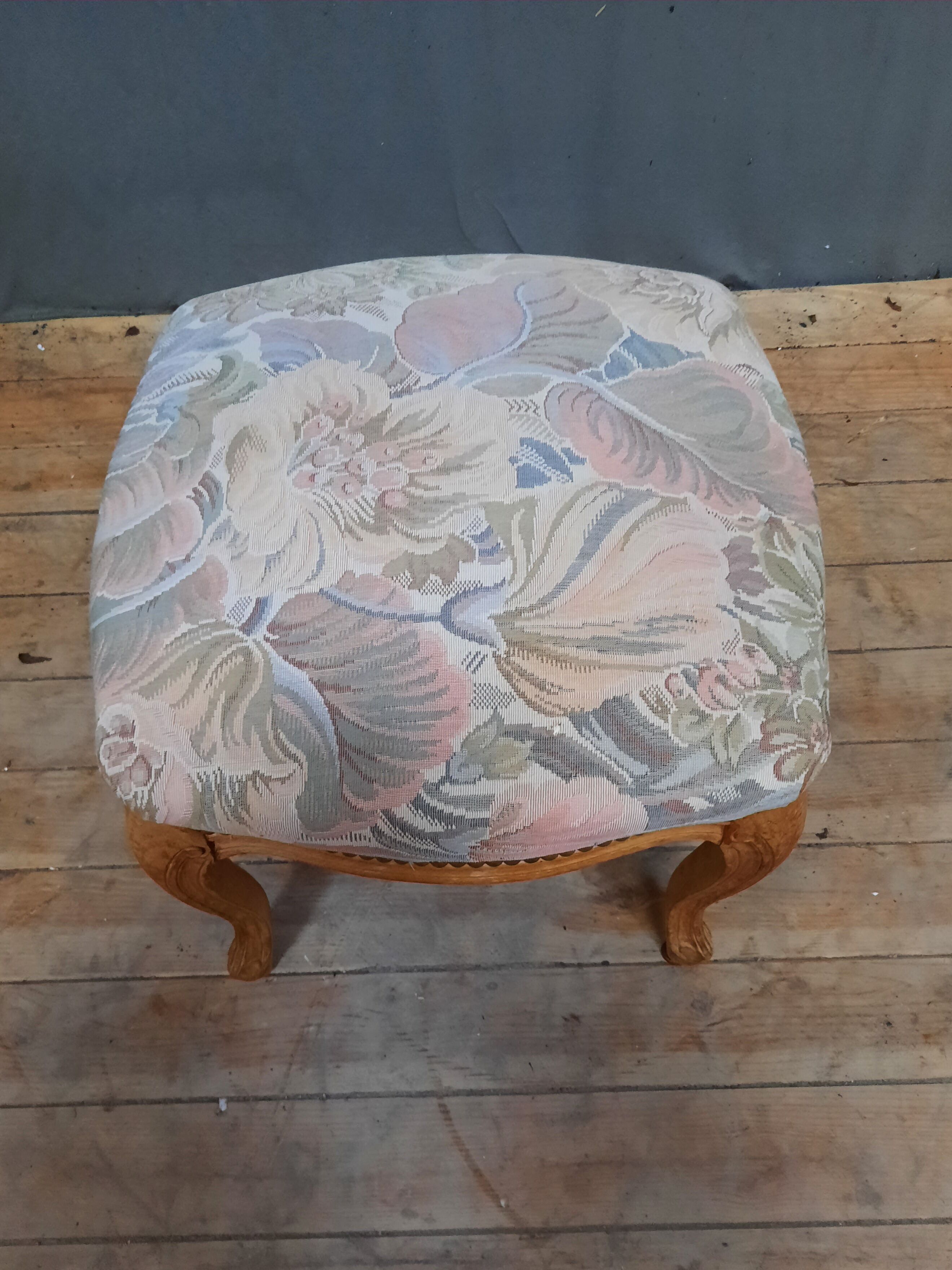 Louis XV style ottoman