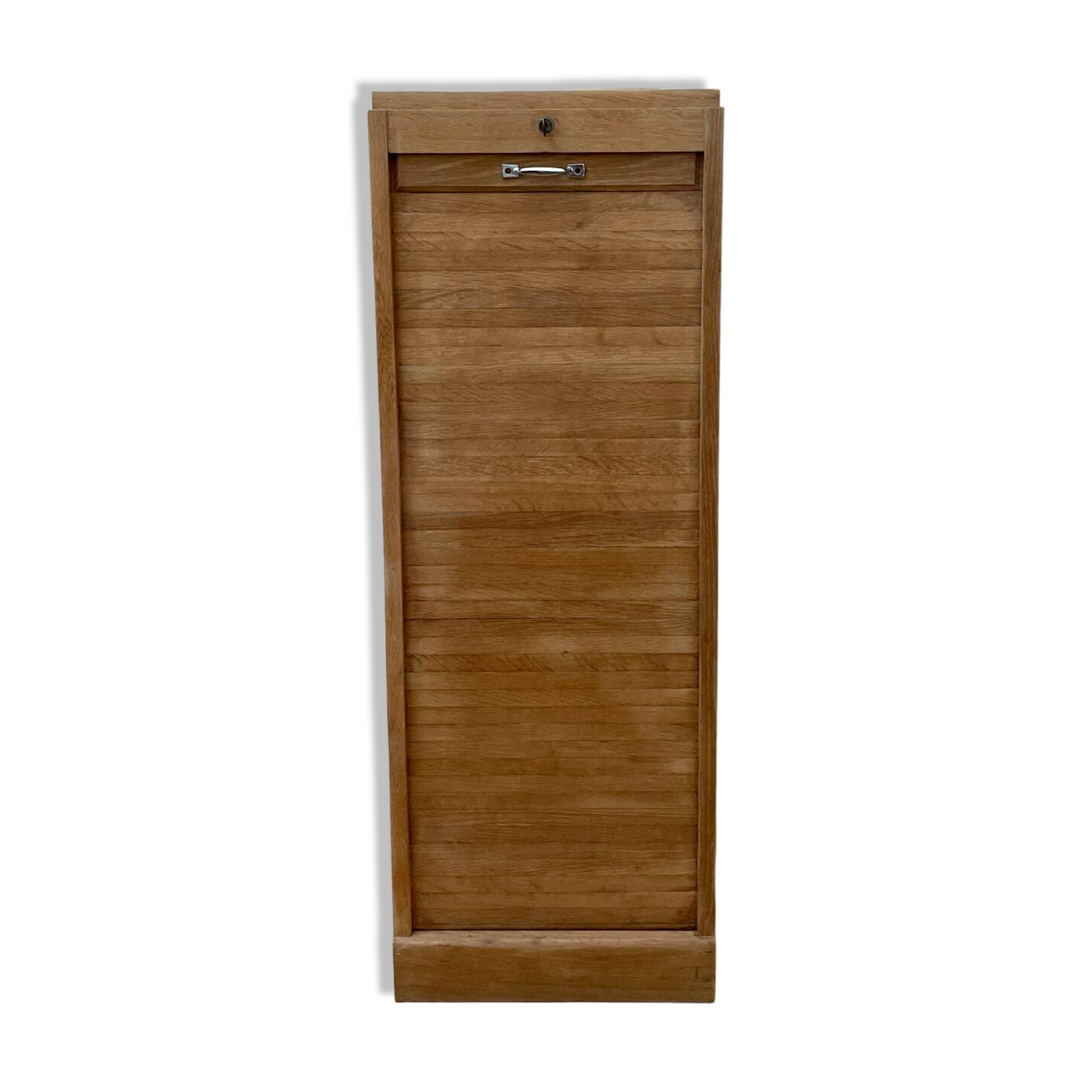 Curtain filing cabinet