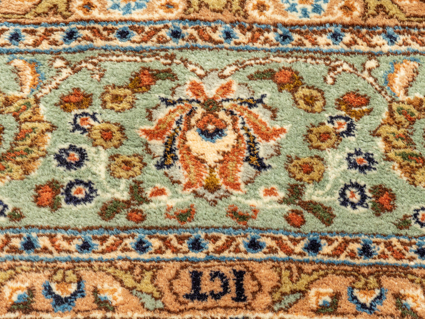 1960s kashmar carpet, 255 x 335