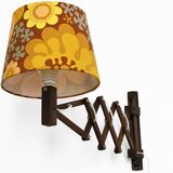Wall lamp/scissor lamp in died pine wood from Translandia. Denmark 1960s