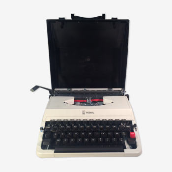 Litton Royal vintage mechanical typewriter - 1970s - made in japan