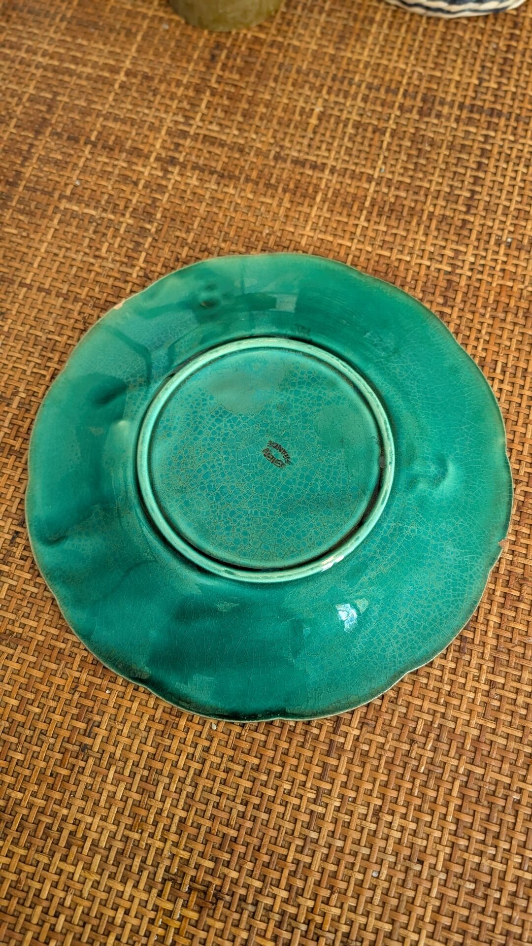 Set of 4 dessert plates in earthenware with vine leaves Gien