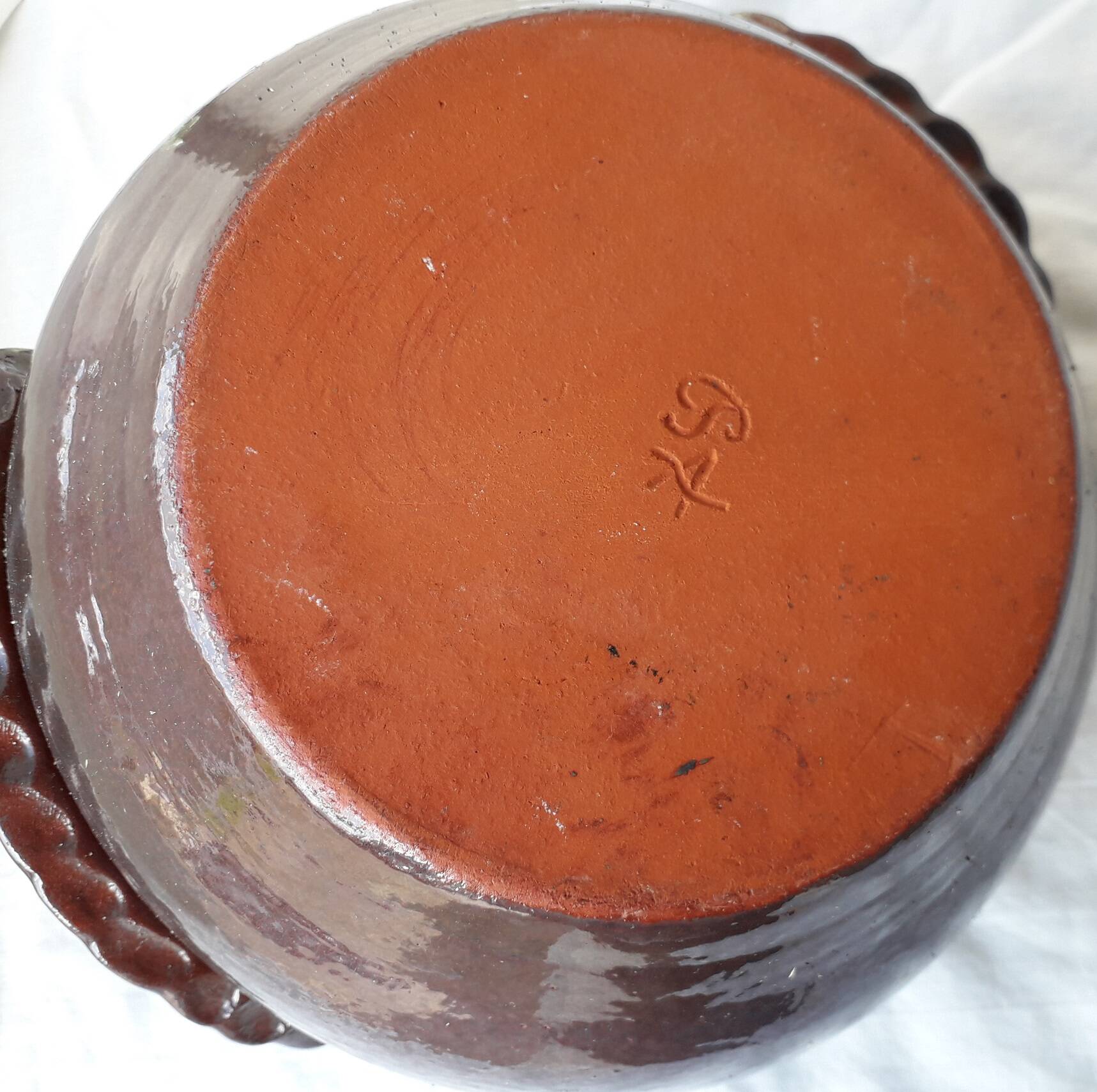 Terracotta plant pot