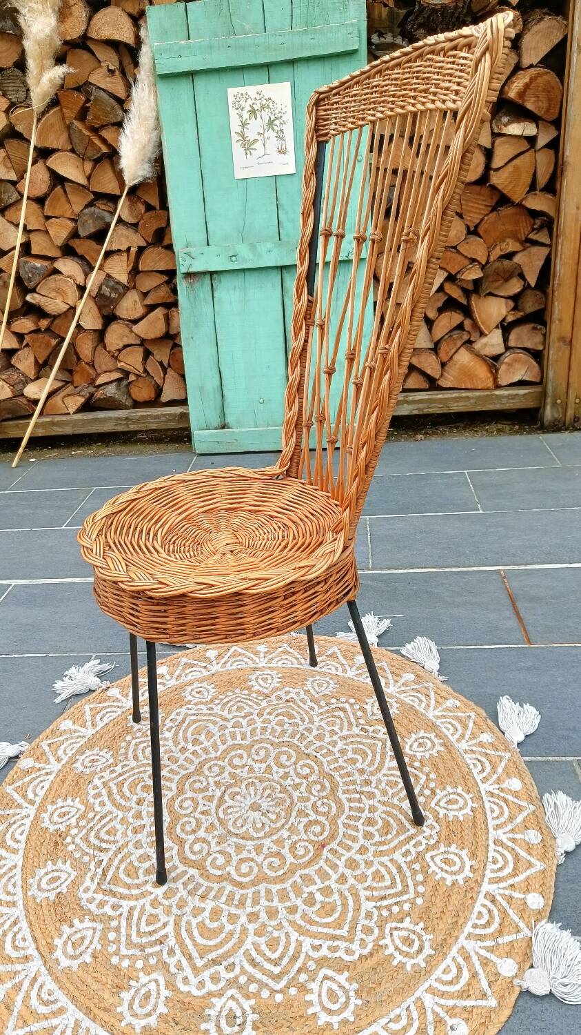 Chaise en rotin et métal