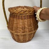 Vintage basket with lid