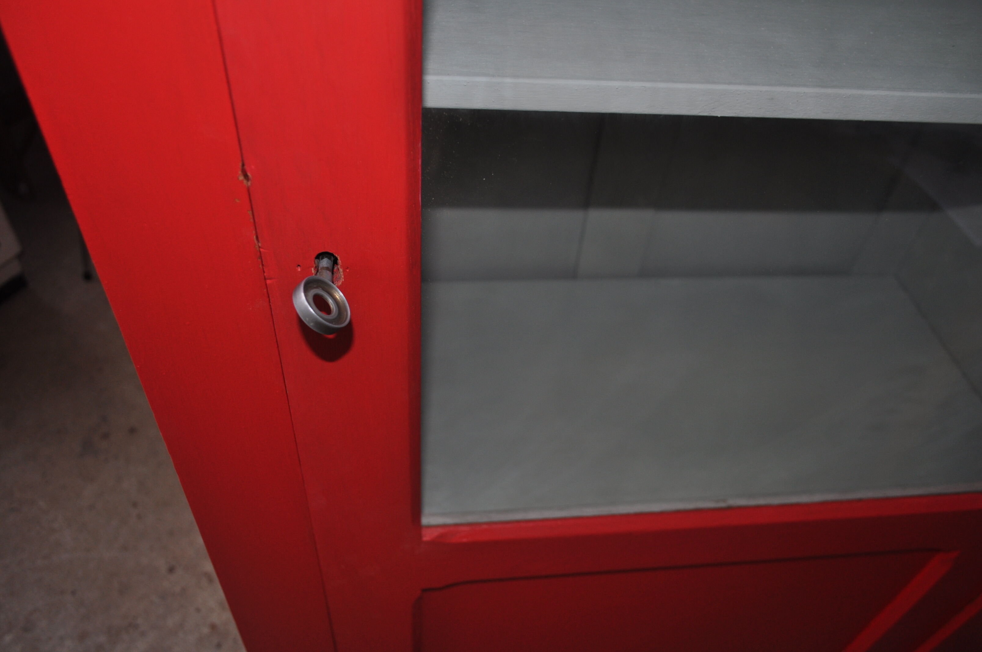 Vintage red showcase