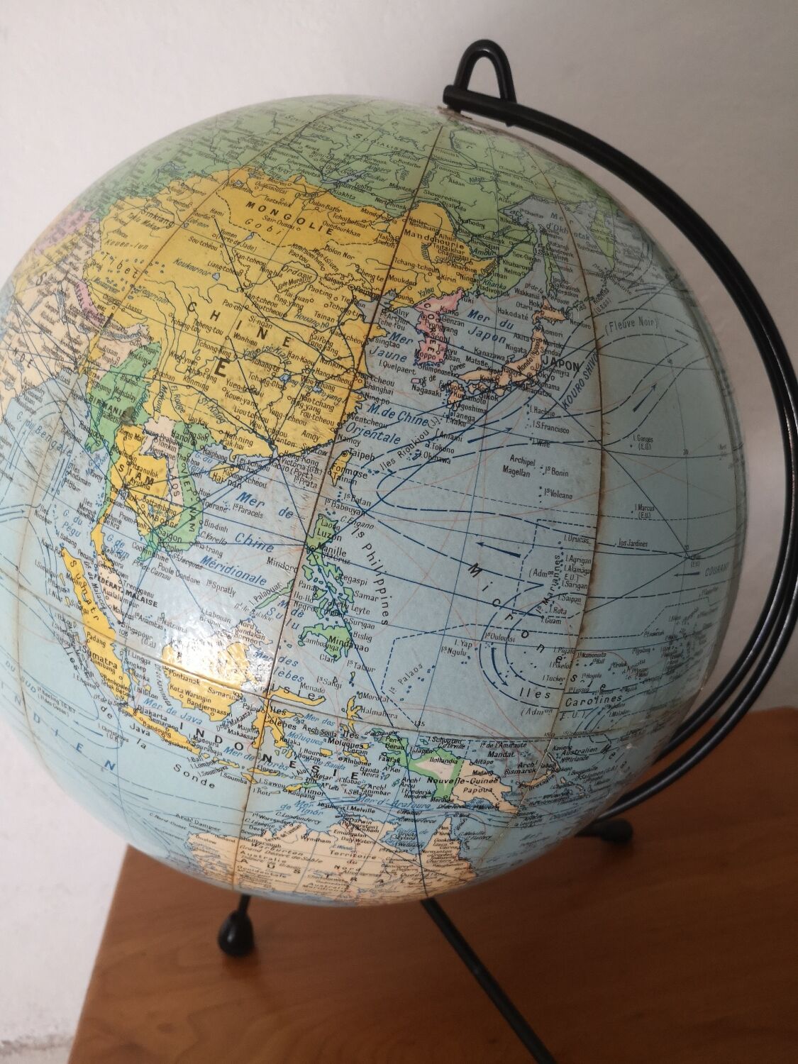 Vintage globe