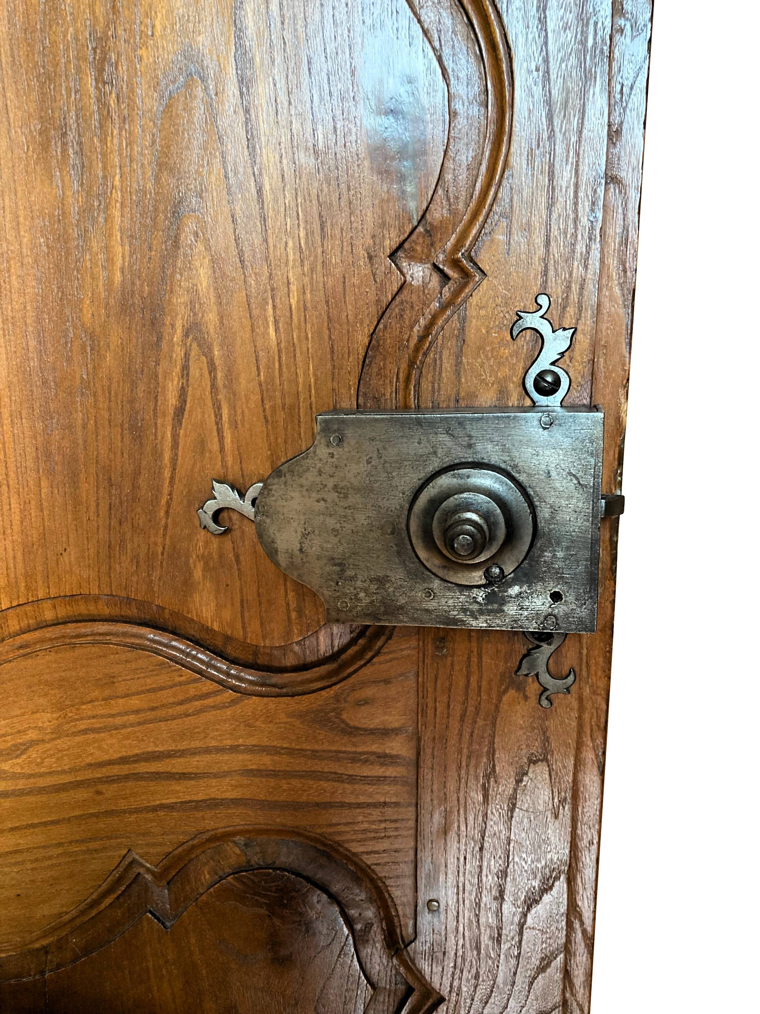 18th century Bordeaux display cabinet