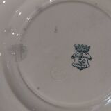 5 assiettes plates en Terre de Fer, faïence de Longwy modèle "Suzanne"