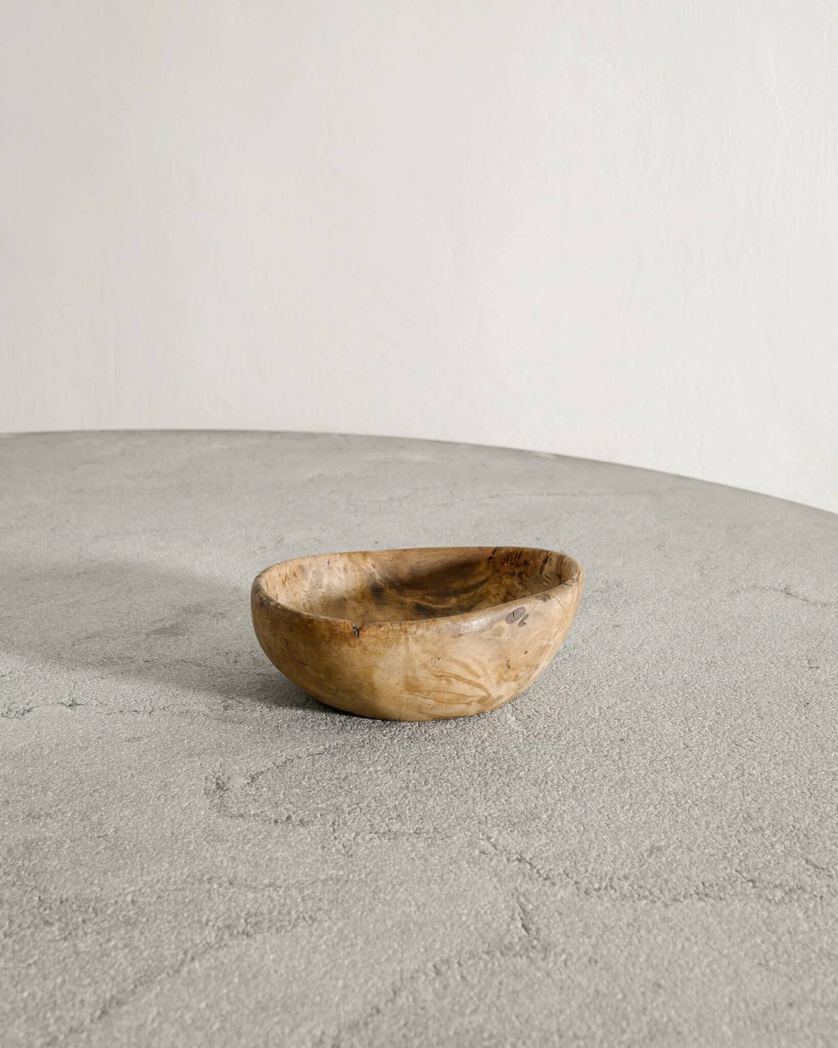 Small Vintage Swedish Wooden Sculptural Bowl in Birch, 1900s