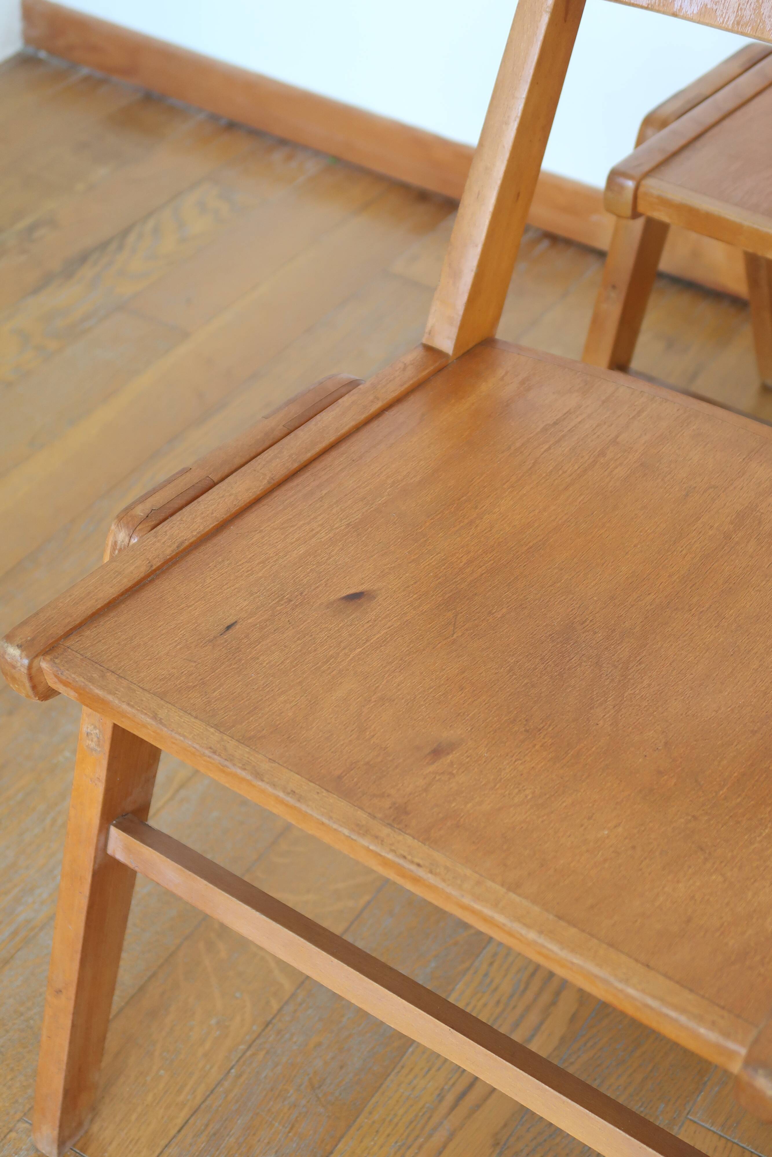 Set of 12 Scandinavian chairs compass feet