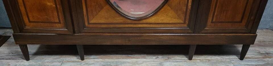 Louis Majorelle: Art Nouveau period mirrored wardrobe in Macassar and Walnut