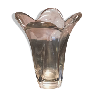 Vase en verre taillé