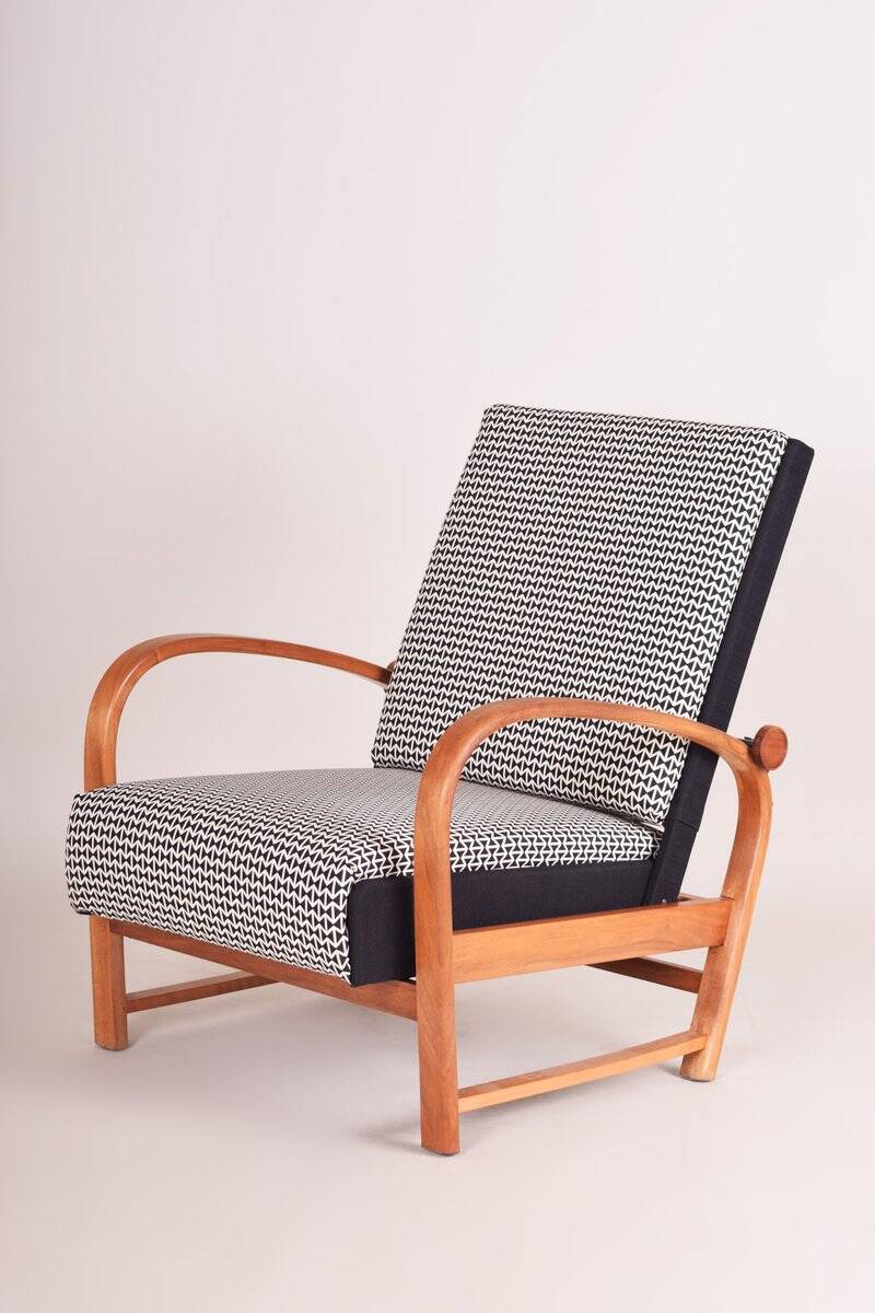 Art Deco Armchairs in Walnut attributed to Thonet, Germany, 1930s, Set of 2