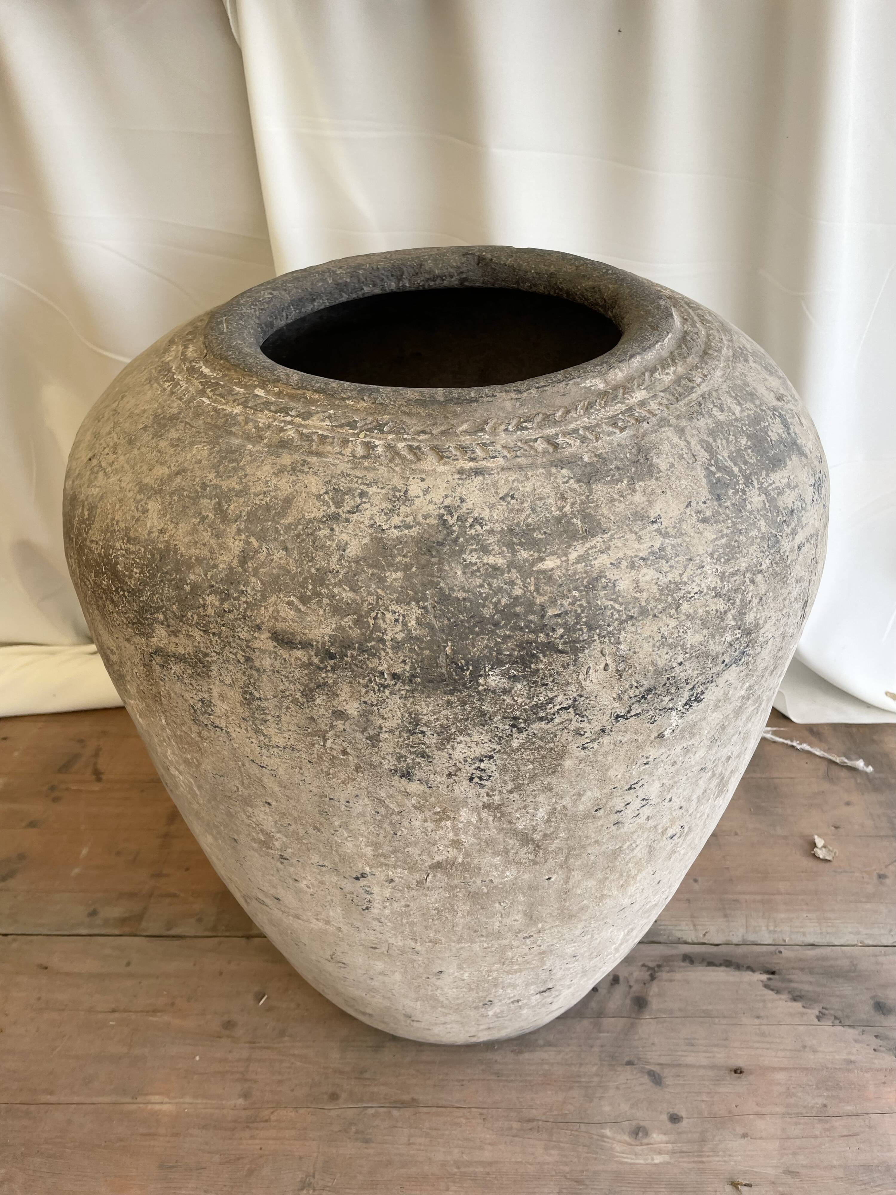 Large Indian terracotta jar