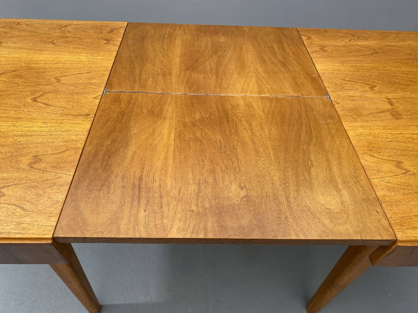 Table à manger réglable en noyer par Setona, années 1950, Tchécoslovaquie